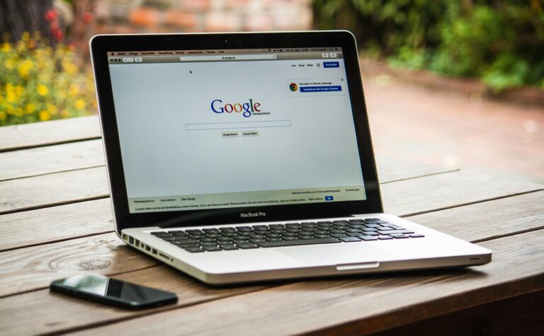 5 Raisons Essentielles d'Être en Ligne pour Votre Entreprise